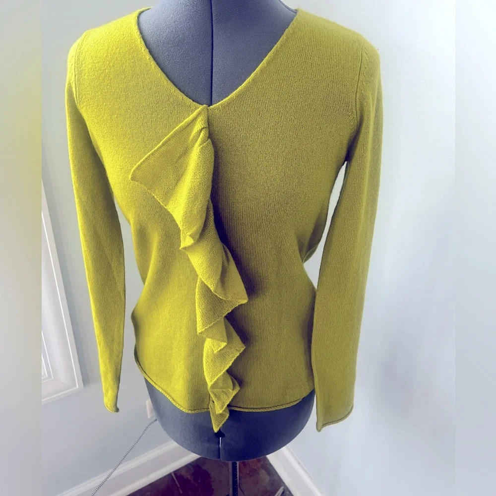 NWT Saks Fifth Avenue Sz Small Sift Cashmere Lemon / Lime V-Neck Sweater